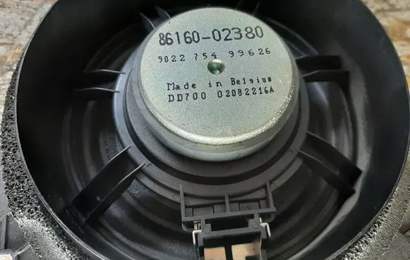 Toyota Corolla E120 E130 Rear door speaker 8616002380