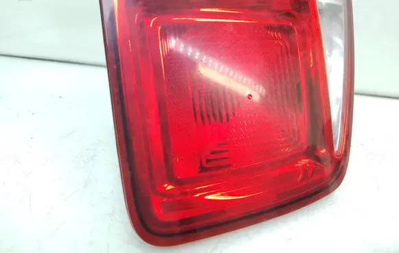 Chevrolet Orlando Tailgate rear/tail lights E1312982
