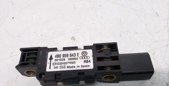 Audi A3 S3 8P Airbag deployment crash/impact sensor 4B0959643E