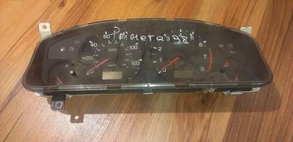 Speedometer (instrument cluster)
