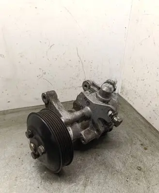 BMW X5 E70 Power steering pump 678100802