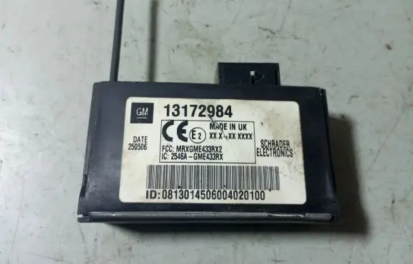 Opel Vectra C Tire pressure sensor 13172984