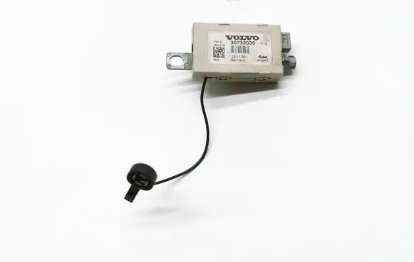 Volvo C30 Aerial antenna amplifier 30732030