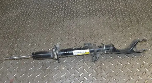 Mercedes-Benz CLS C257 Front shock absorber/damper A2133205666