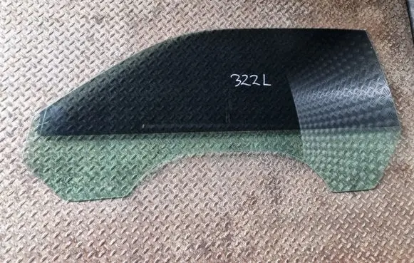 Dodge Challenger Front door window/glass (coupe) 