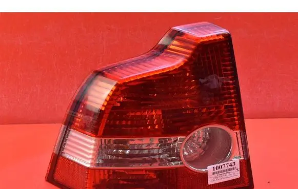 Volvo S40 Rear/tail lights 30698915