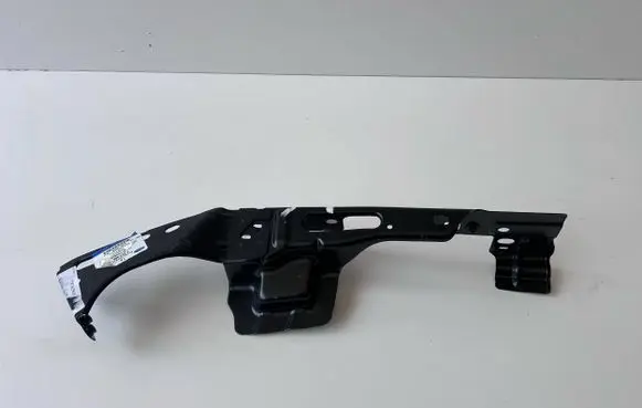 Ford Kuga II Fender mounting bracket LV4B-S16B045