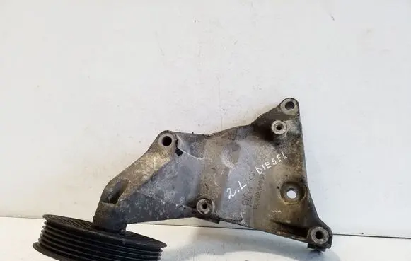 Opel Zafira A A/C compressor mount bracket 24459840