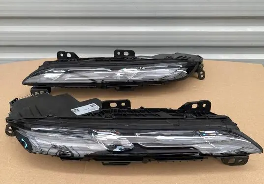 BMW 7 G70 Headlight/headlamp 9879935 9879936