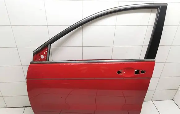 Honda CR-V Front door