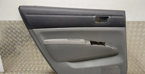 Toyota Prius (NHW20) Rear door card panel trim