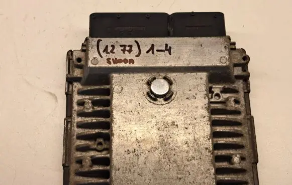 Skoda Fabia Mk2 (5J) Engine control unit/module 03F906070N 5WP44632 03F90601A