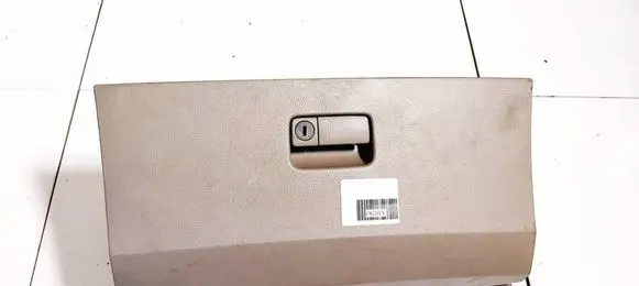 Nissan Murano Z50 Glove box