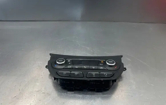 Ford C-MAX II Climate control unit AM5T18C612BH 0259A WG2A22690
