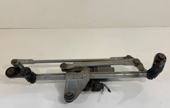 Seat Leon (5F) Front wiper linkage and motor 5F1955119A