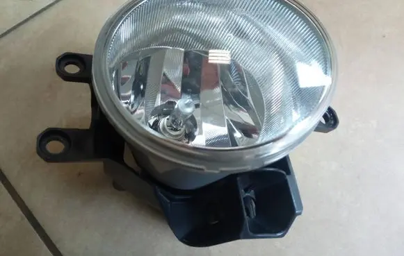Toyota Prius (XW30) Front fog light 12580 NE68451
