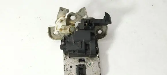 Audi A3 S3 8V Tailgate/trunk/boot lock/catch/latch 8K9827505