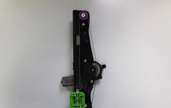 Mini Clubman F54 Rear door manual window regulator 7490205