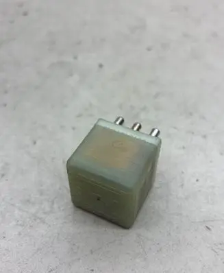 Mercedes-Benz E W124 Other relay 0015427819 898135