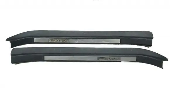 Lexus SC 430 Foot area side trim 6791424030
