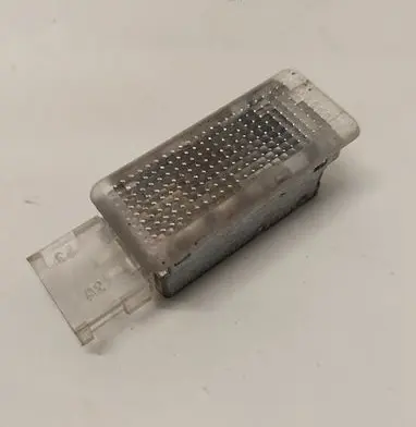 Skoda Octavia Mk2 (1Z) Other interior light 6L0947565