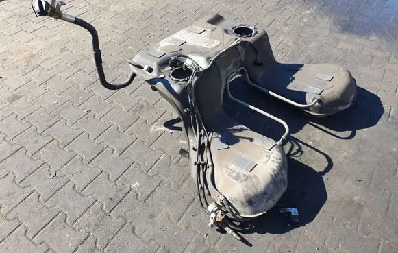 Audi A8 S8 D3 4E Fuel tank 4E0201021M