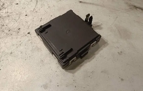 Mercedes-Benz E W213 Door central lock control unit/module A2139001718