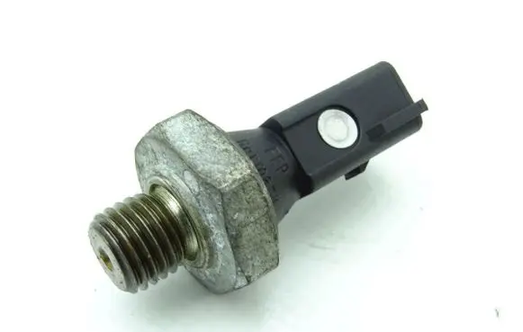 Mercedes-Benz A W169 Oil pressure sensor A0051537820 GBIMPORT