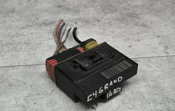 Citroen C4 Grand Picasso Coolant fan relay 018010951 9652021180 052664024