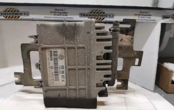 Volkswagen Polo Engine control unit/module 030906027AC 26SA0000 0261204794