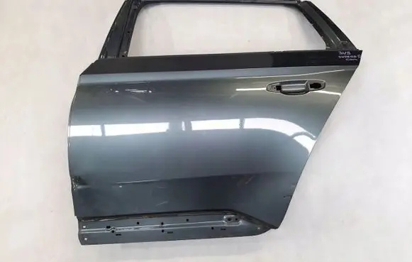 Skoda Superb B5 (3U) Front door 3V9