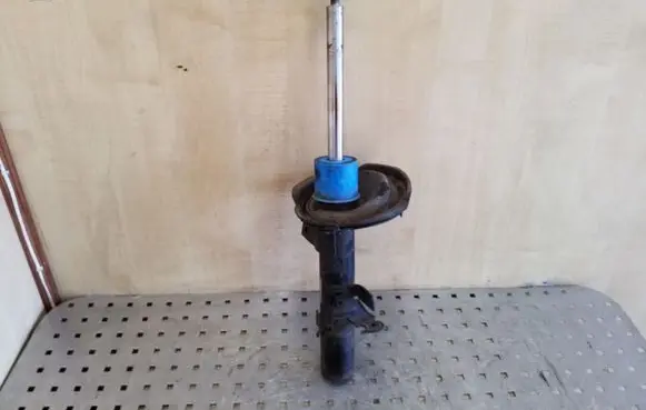 Ford Focus Front shock absorber/damper BV6118K001