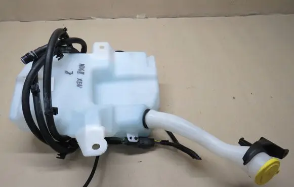 Ford Kuga II Windshield washer fluid reservoir/tank CV4413K175AF