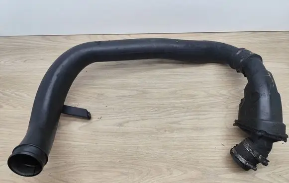 Volvo XC70 Intercooler hose/pipe 30778732