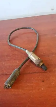 BMW 7 E38 Lambda probe sensor 1739847