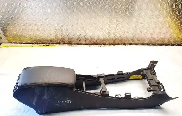 Renault Laguna III Armrest 969100005r fe140001
