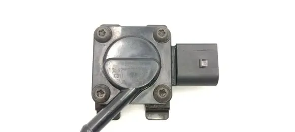 BMW 5 E60 E61 Exhaust gas pressure sensor 13627789219 7789219