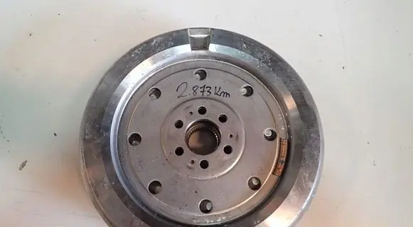 Volkswagen Arteon Dual mass flywheel 05E105266