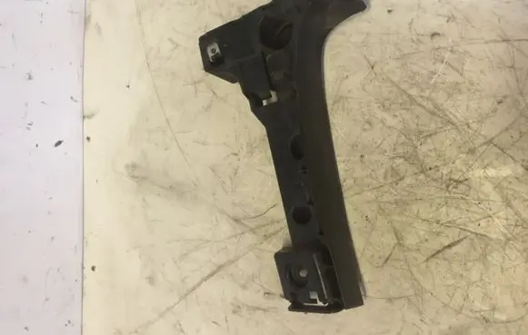 BMW X5 E70 Bumper support mounting bracket corner 7158442