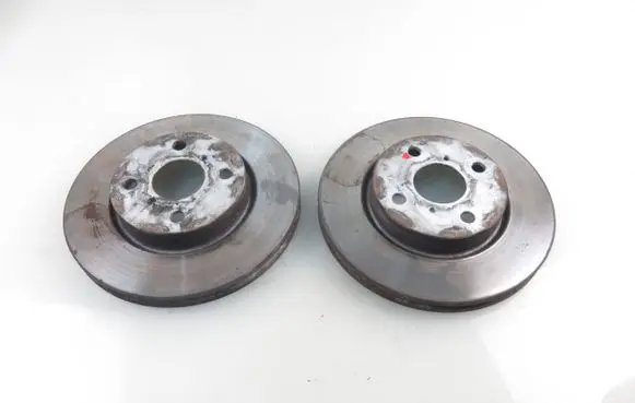 Toyota Yaris Front brake disc