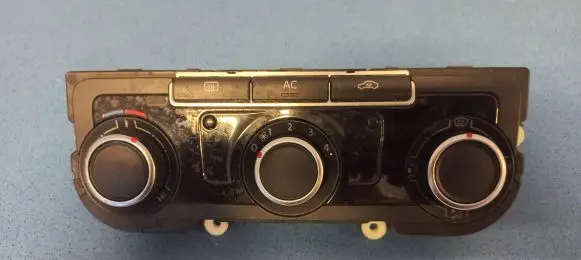 Volkswagen PASSAT B7 Climate control unit 7N0907426AM