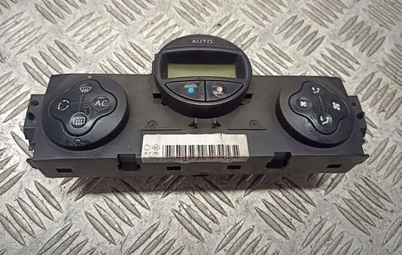 Renault Scenic II - Grand scenic II Interior fan control switch 8200141294