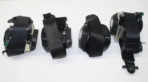 BMW iX Set of seat belts 