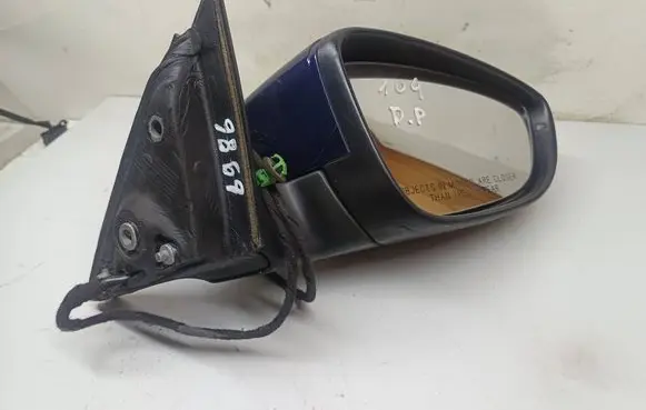 Volkswagen PASSAT B7 Front door electric wing mirror E1012522