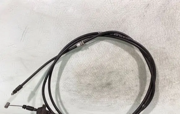 Engine bonnet/hood lock release cable