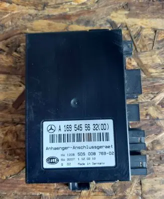 Mercedes-Benz Sprinter W906 Tow bar trailer control unit/module A1695455632