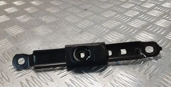 Toyota Land Cruiser (HDJ90) Seat belt adjustment rail 