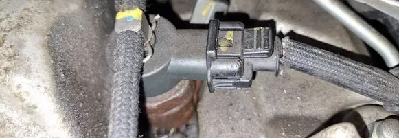 Fuel injector