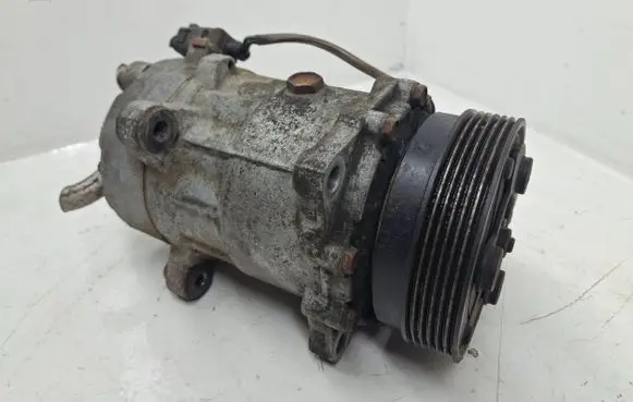Volkswagen Golf IV Air conditioning (A/C) compressor (pump)