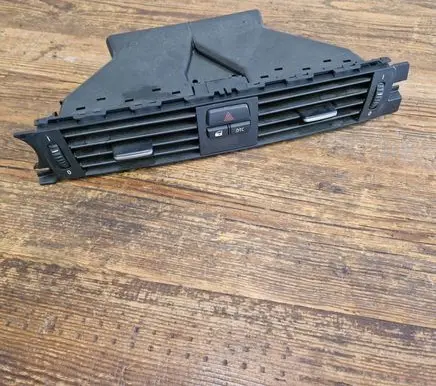 BMW 3 E90 E91 Dash center air vent grill 9123301 64229123301